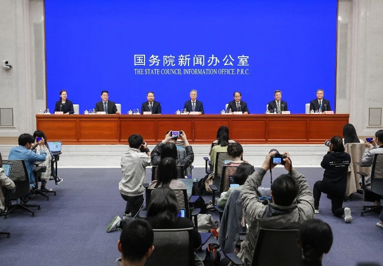 工業(yè)和信息化部：聚焦工業(yè)領(lǐng)域重點行業(yè)開展四大行動 全面推動設(shè)備更新和技術(shù)改造