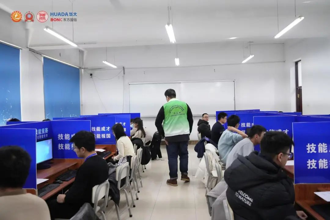 第三屆全國(guó)數(shù)據(jù)安全職業(yè)技能競(jìng)賽“華大杯”人工智能訓(xùn)練師S職業(yè)技能競(jìng)賽總決賽落下帷幕