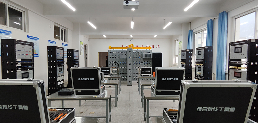 網(wǎng)絡(luò)綜合布線實訓(xùn)室